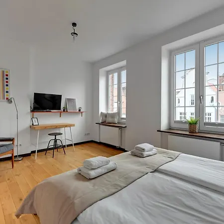 Apartment 3-level With A View Of St Mary's Basilica By Downtown *