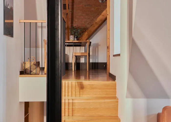 Apartamento 3-level With A View Of St Mary's Basilica By Downtown *